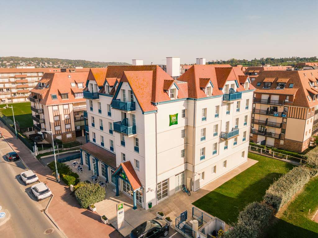 ibis Styles Deauville Villers Plage - Image 1