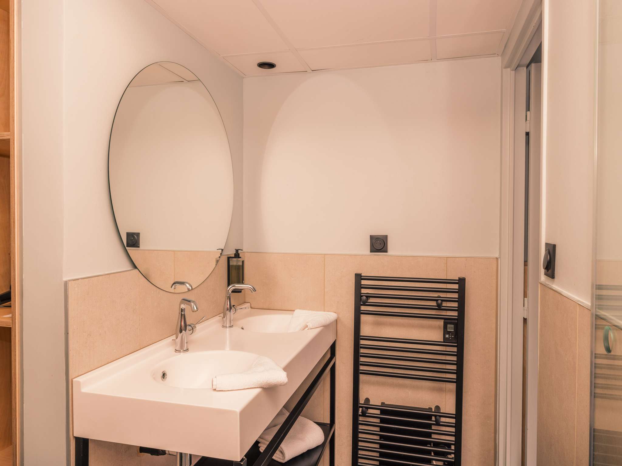 Photo - ibis Styles Deauville Villers Plage