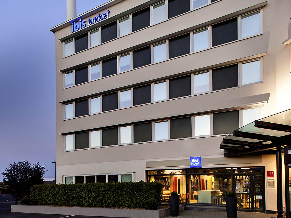 ibis budget Clermont Ferrand Centre Montferrand - Image 1