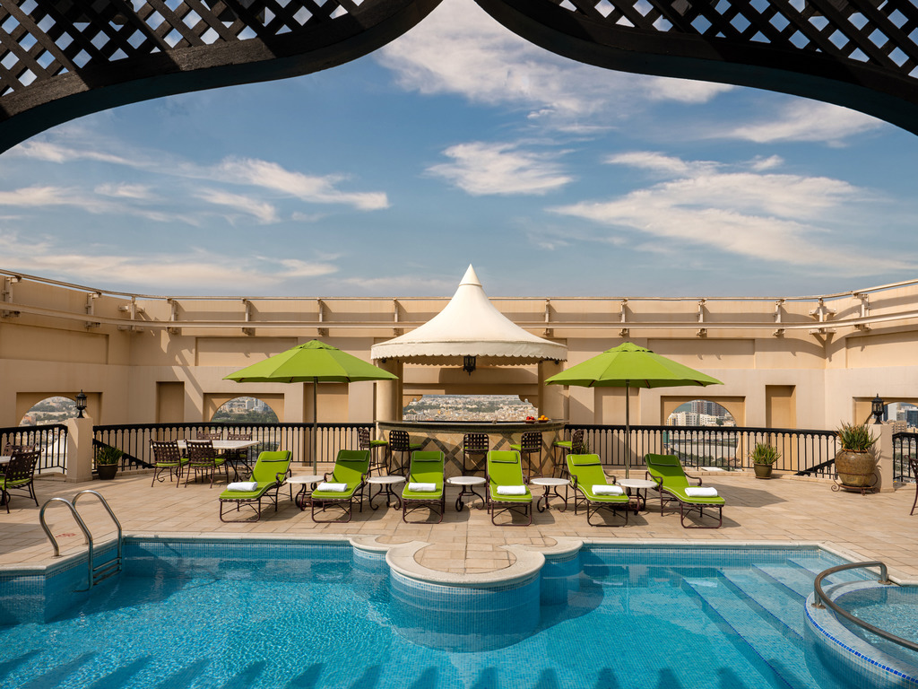 Mercure Grand Hotel Seef - All Suites - Image 1