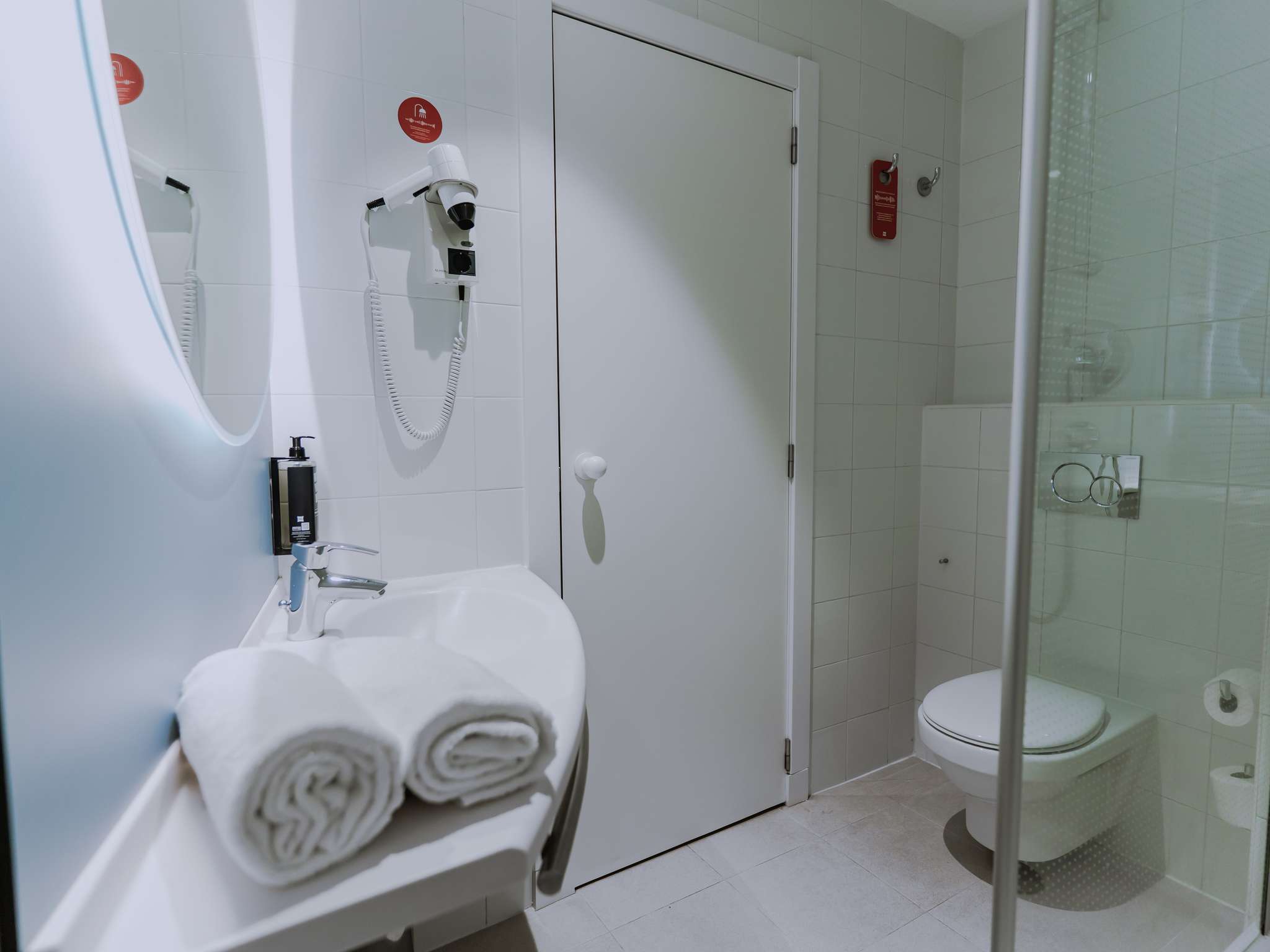 Photo - Ibis Barcelona Plaza Glòries 22@