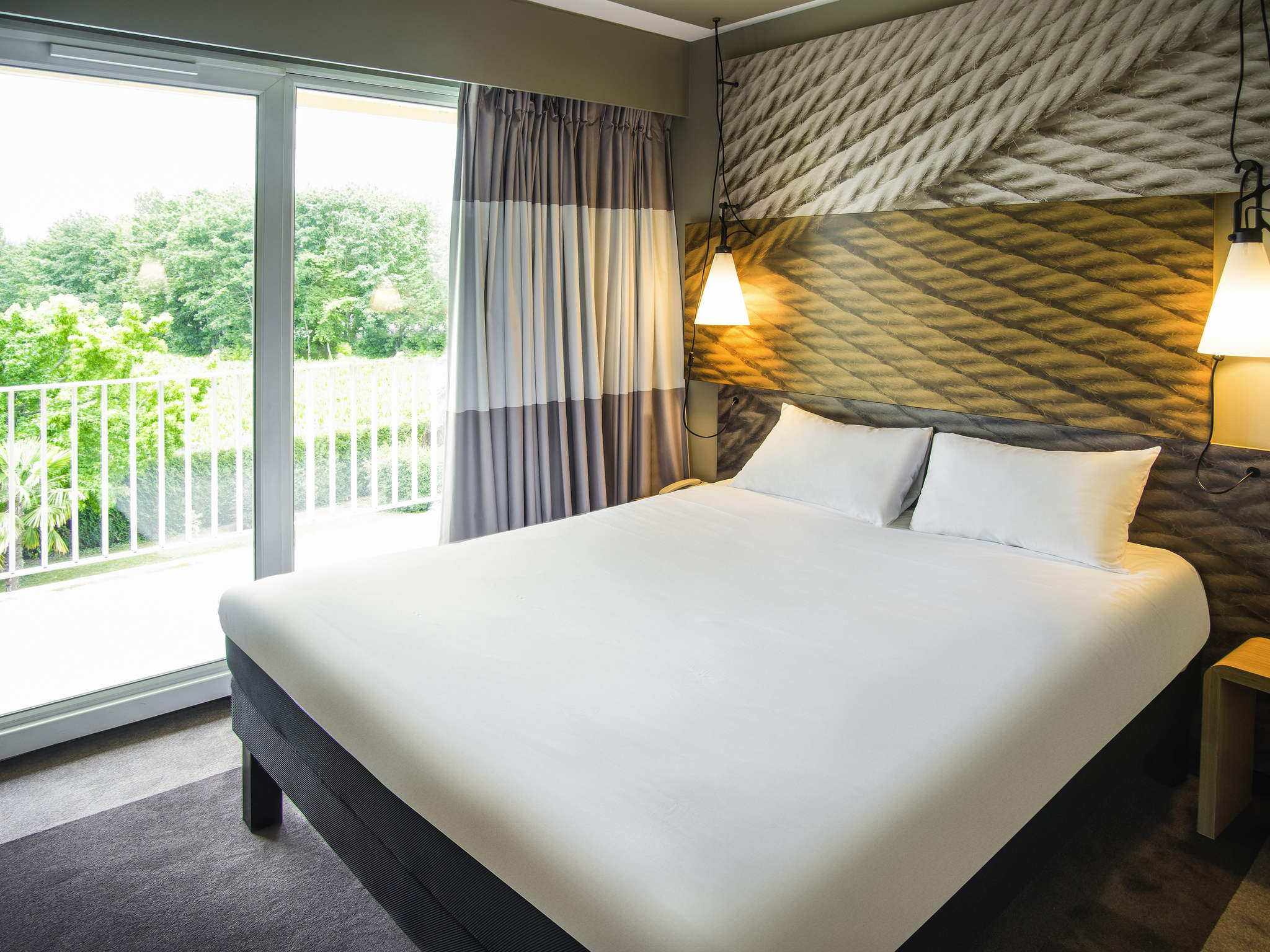 Foto - ibis Tarbes Odos