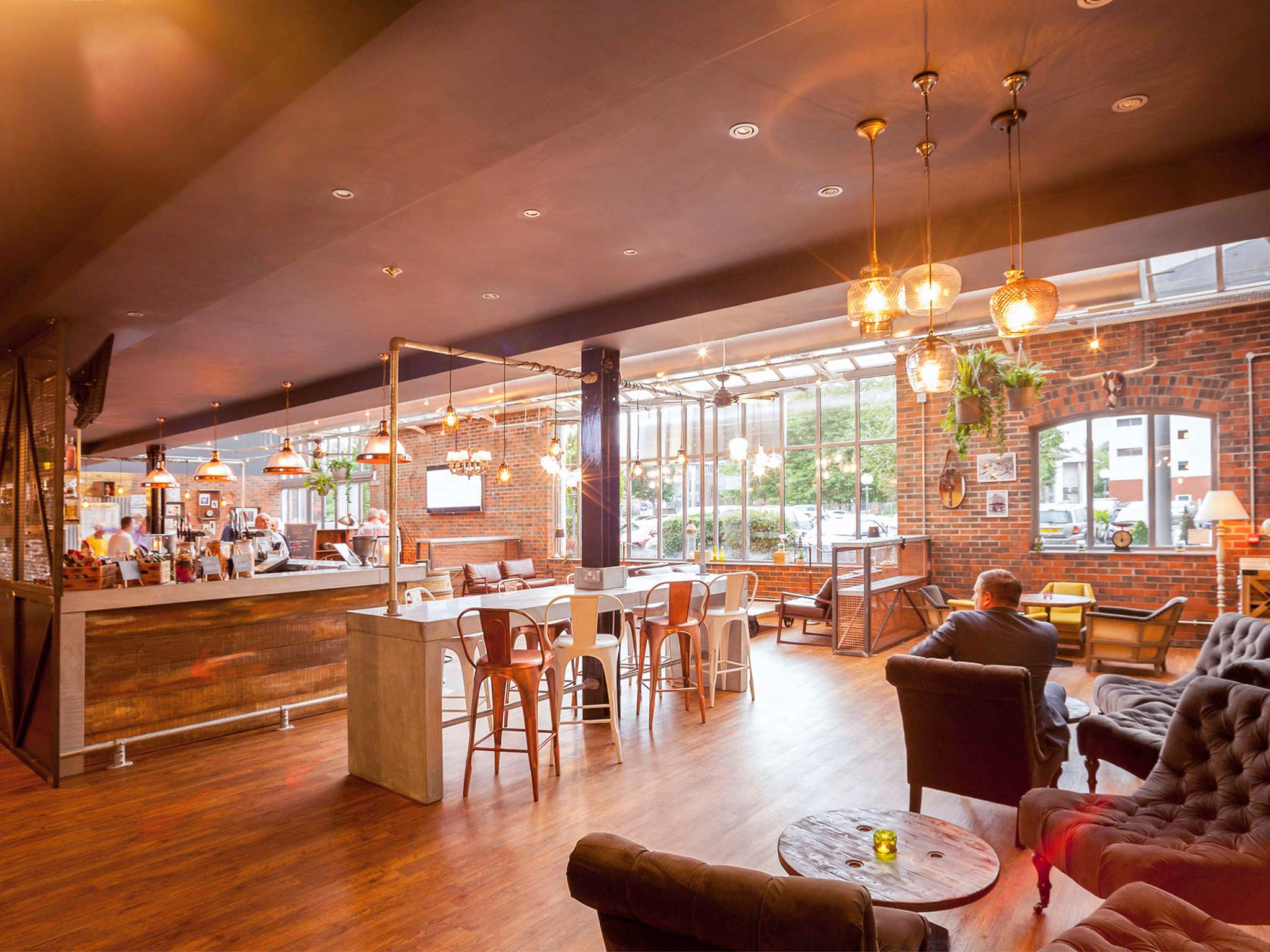 Photo - Novotel Cardiff Centre