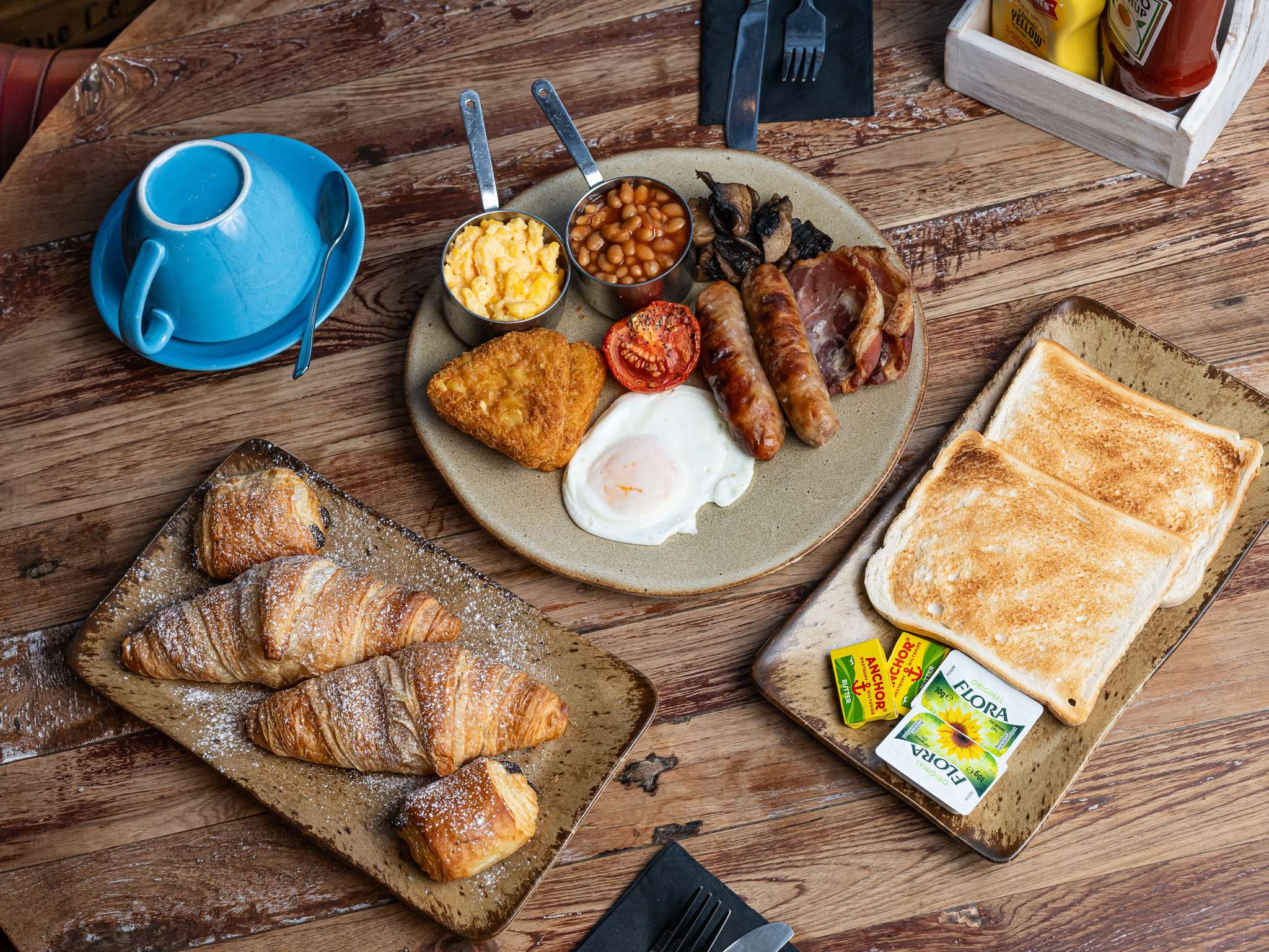 Photo - Novotel Cardiff Centre