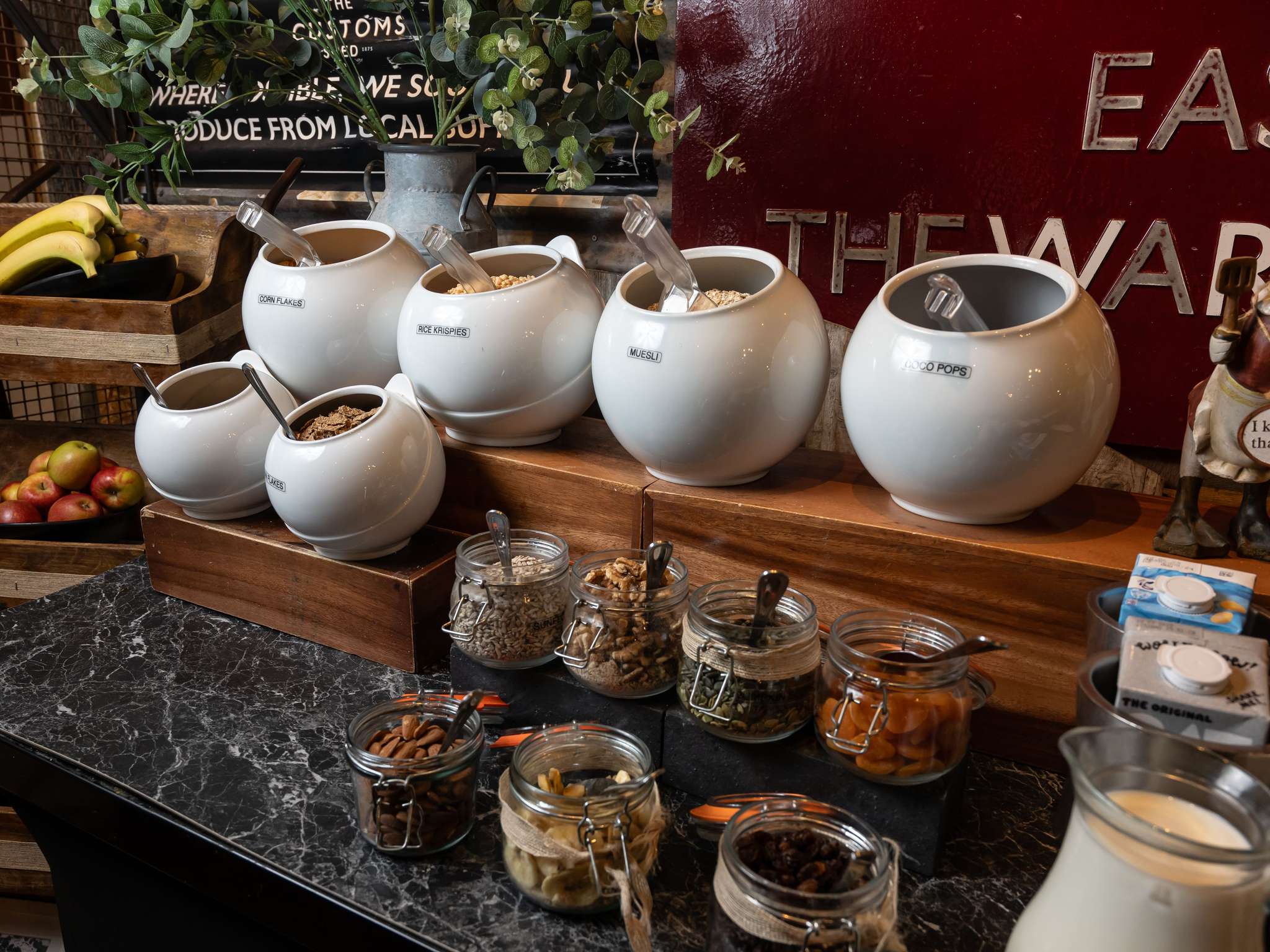 Photo - Novotel Cardiff Centre