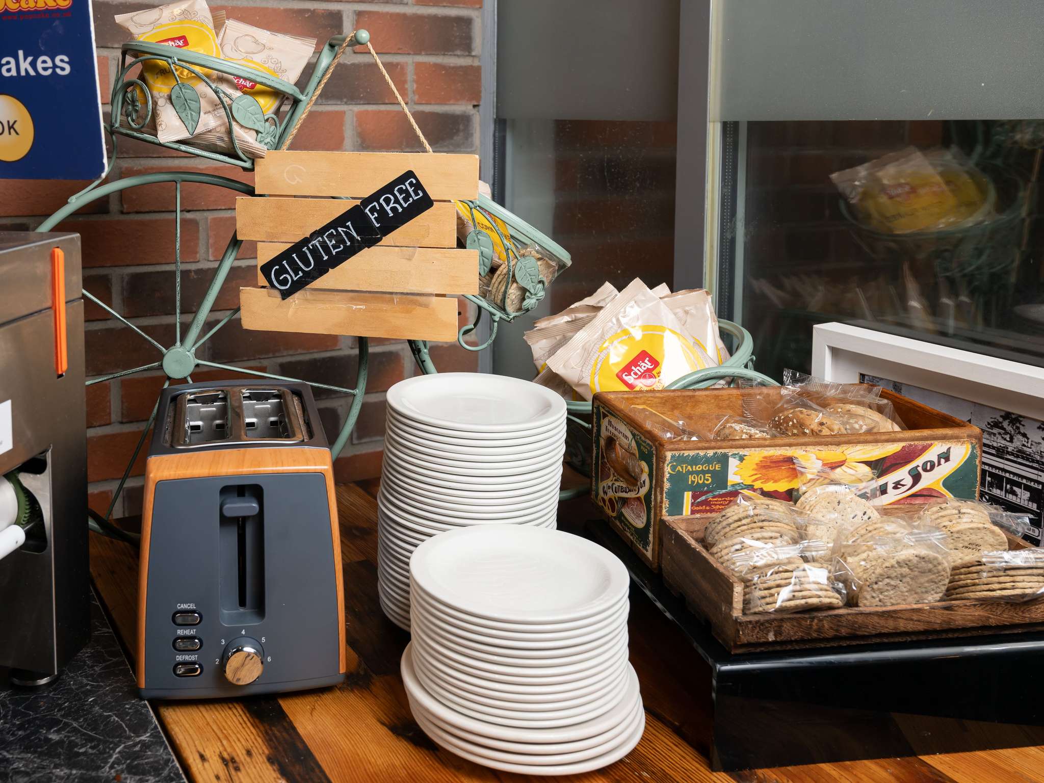 Photo - Novotel Cardiff Centre