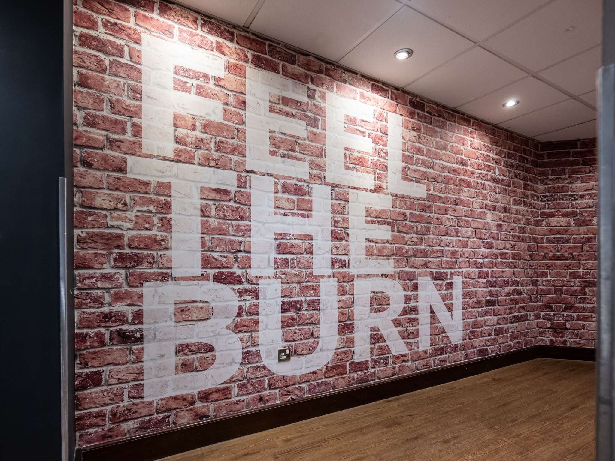 Photo - Novotel Cardiff Centre