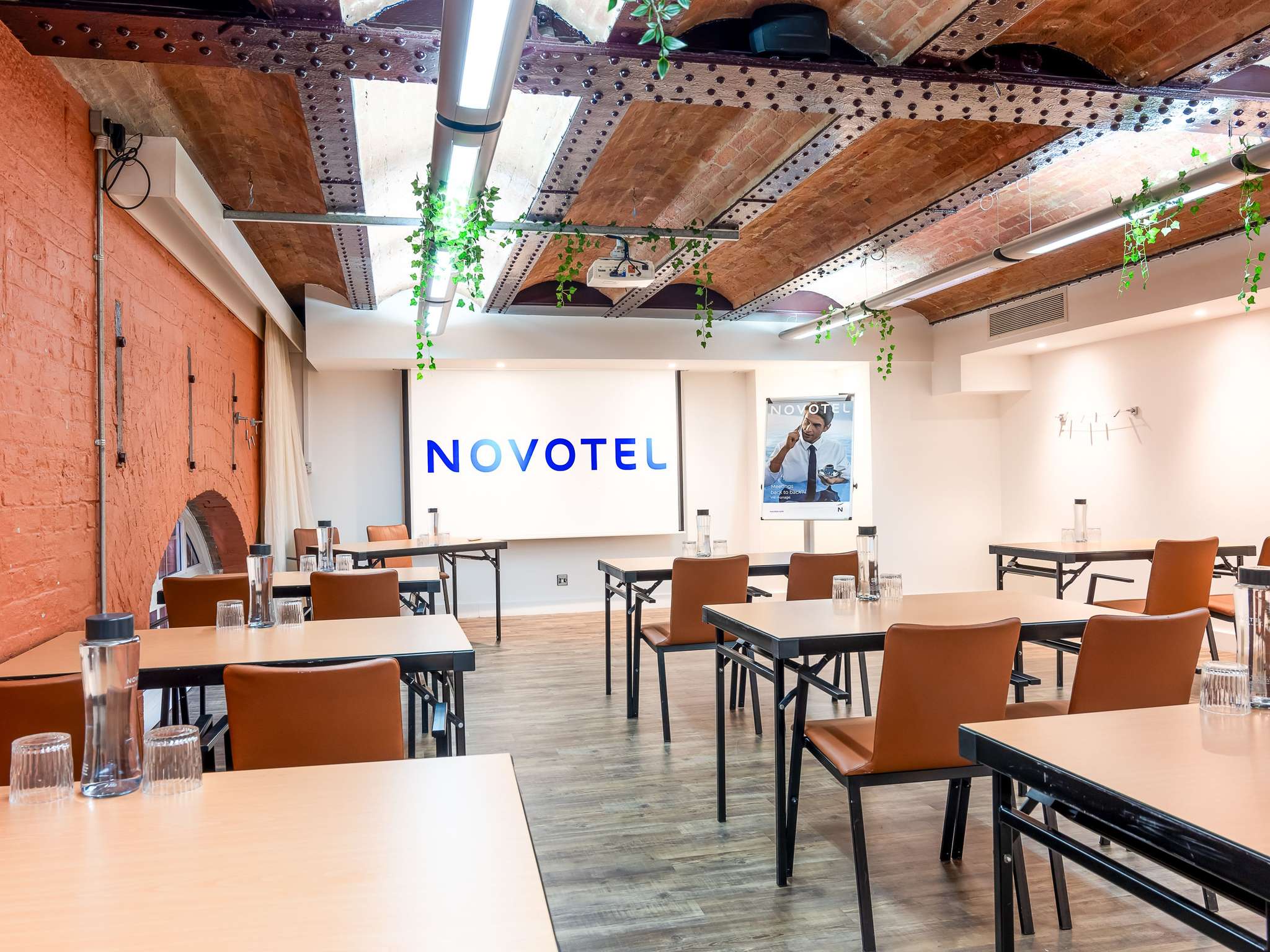 Photo - Novotel Cardiff Centre