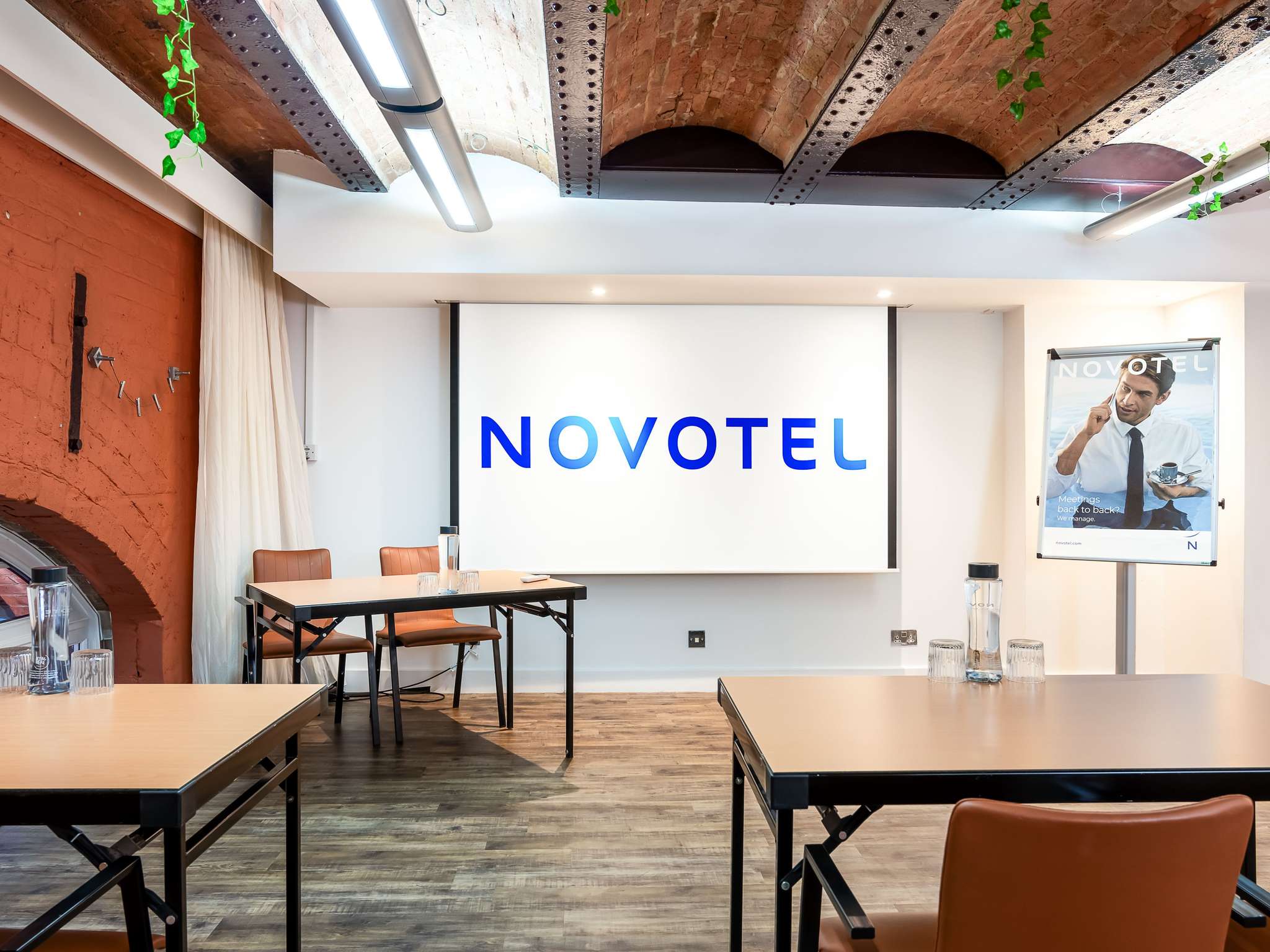 Photo - Novotel Cardiff Centre