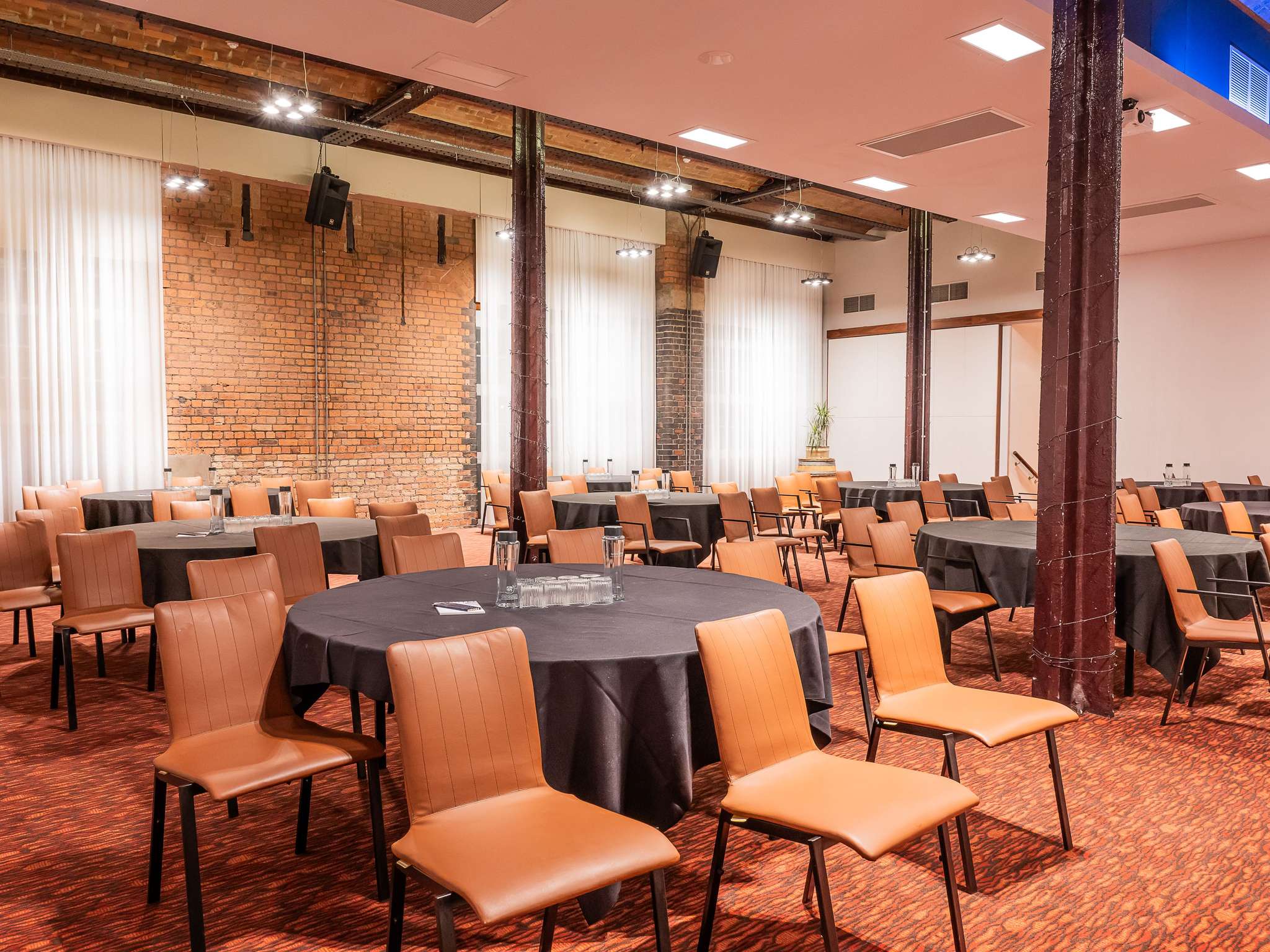 Photo - Novotel Cardiff Centre