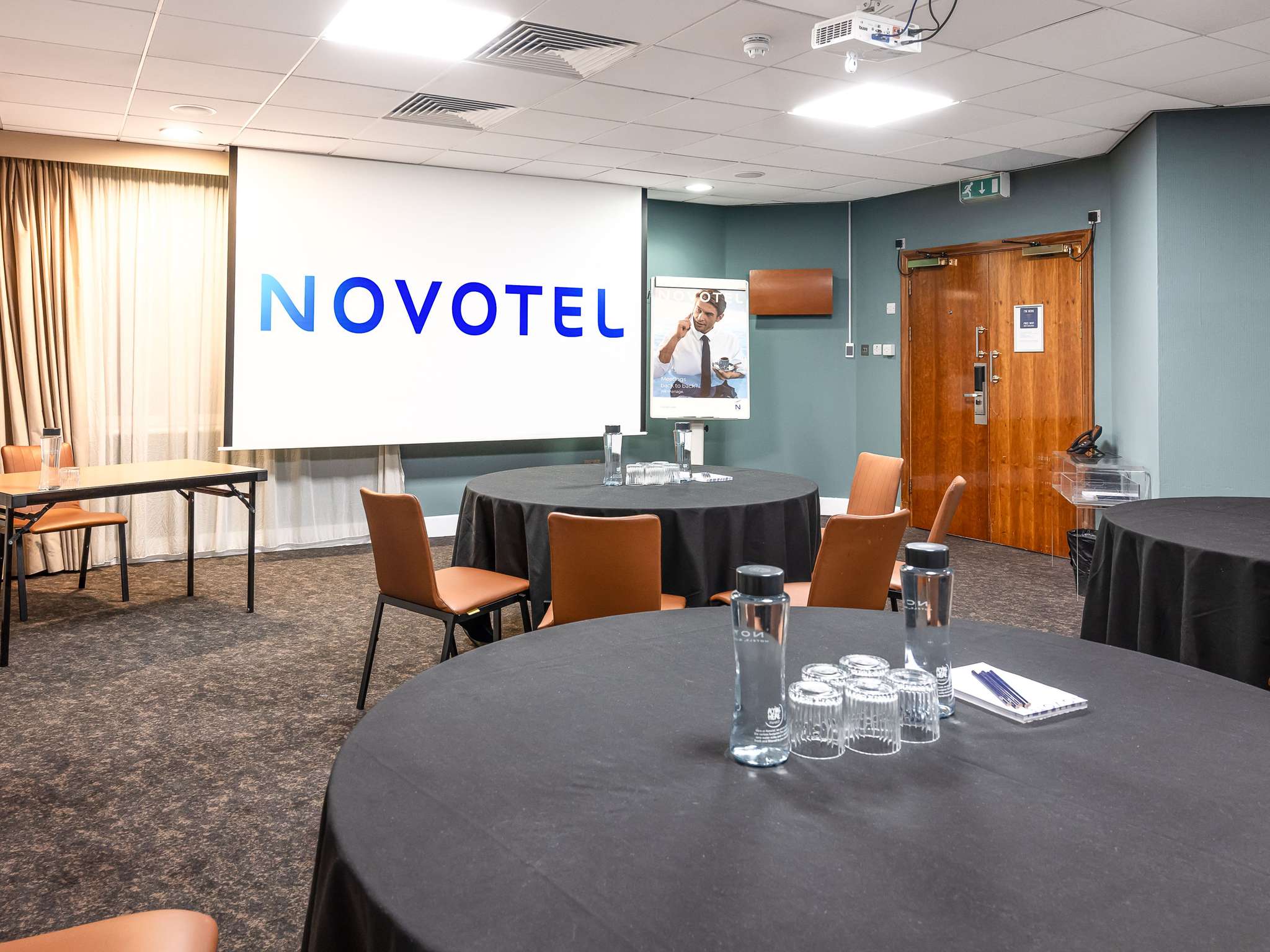 Photo - Novotel Cardiff Centre