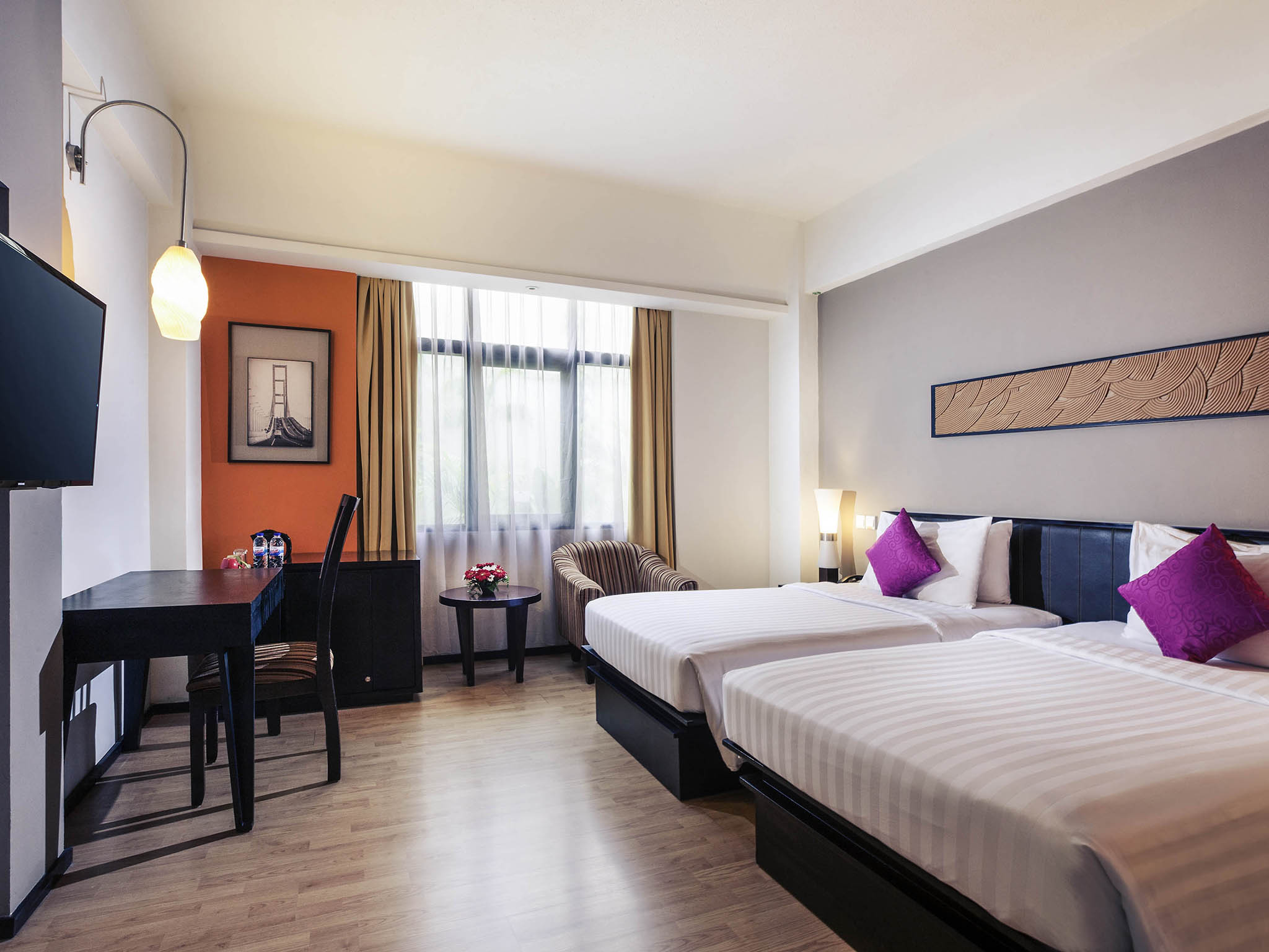 Mercure Surabaya Grand Mirama 4Star Hotel In Surabaya, Indonesia