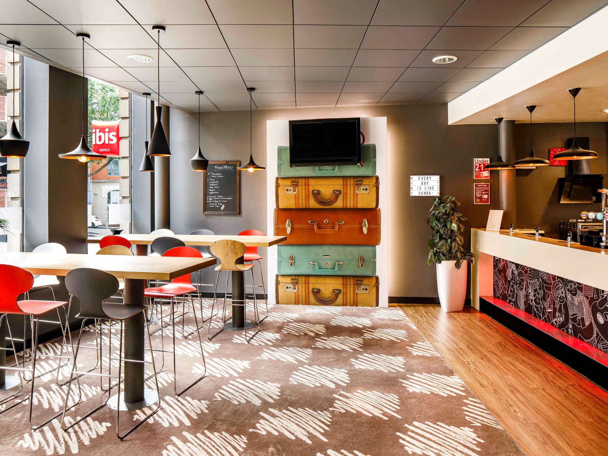 Photo - ibis Nottingham Centre