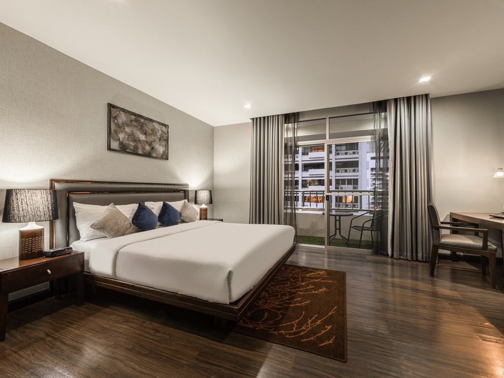 Grand Mercure Bangkok Asoke Residence - Image 2