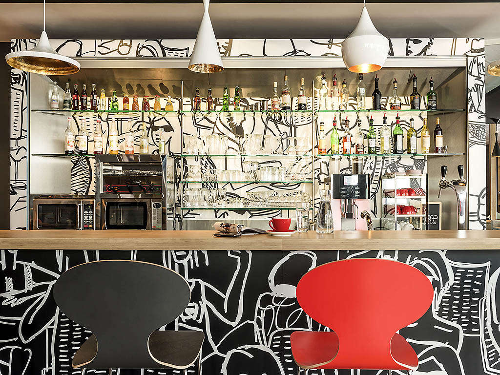 Photo - ibis budget Bordeaux Centre Bastide