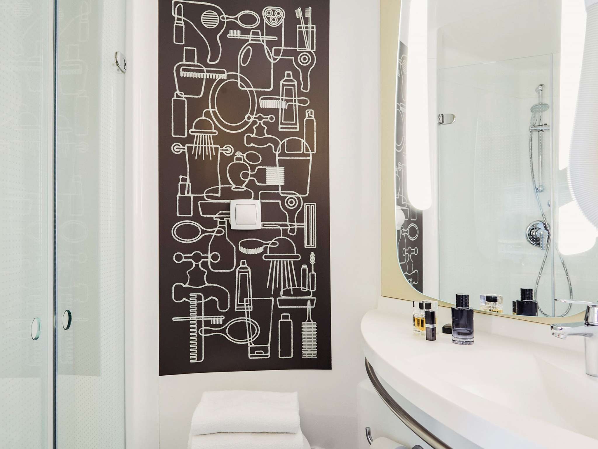 Photo - ibis budget Bordeaux Centre Bastide