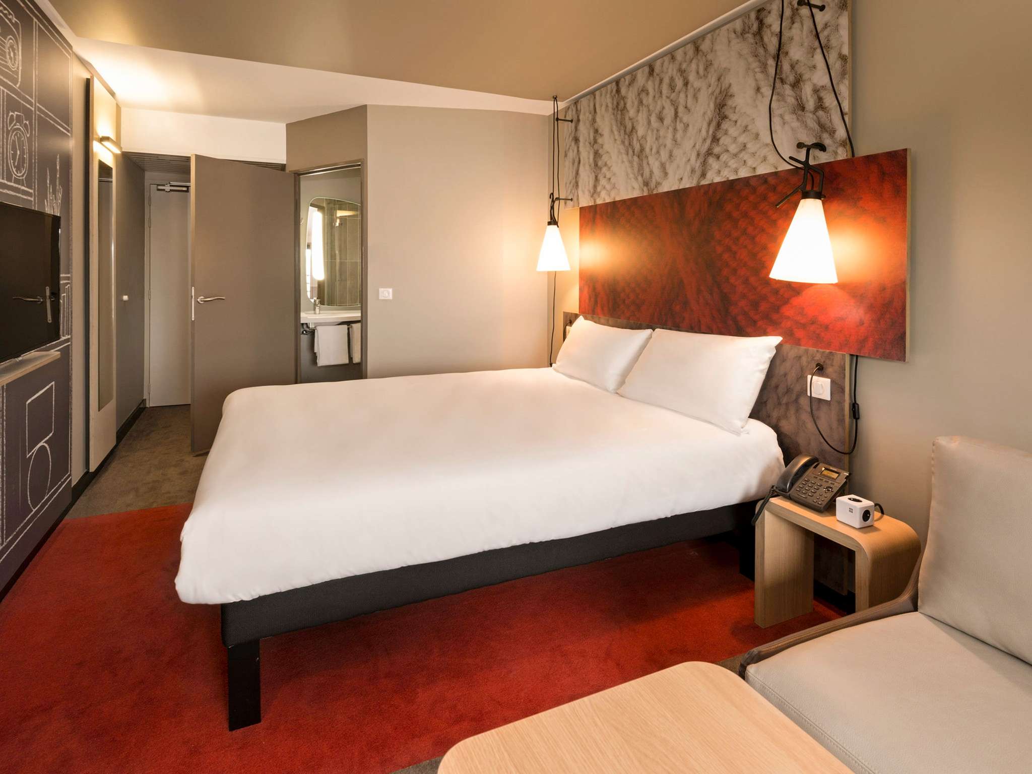 Photo - ibis budget Bordeaux Centre Bastide