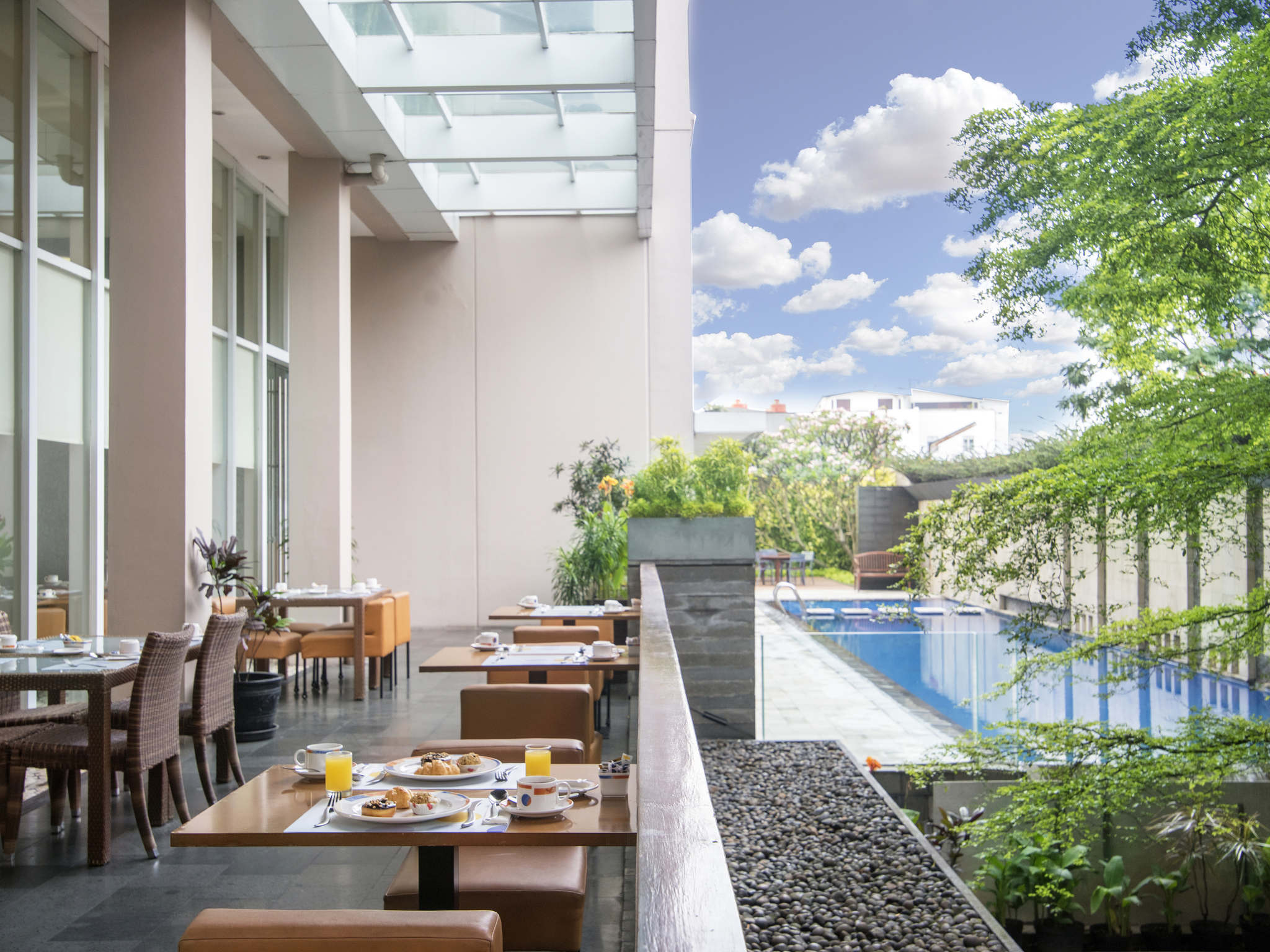  Novotel Bandung  4 star International Hotel in Bandung 