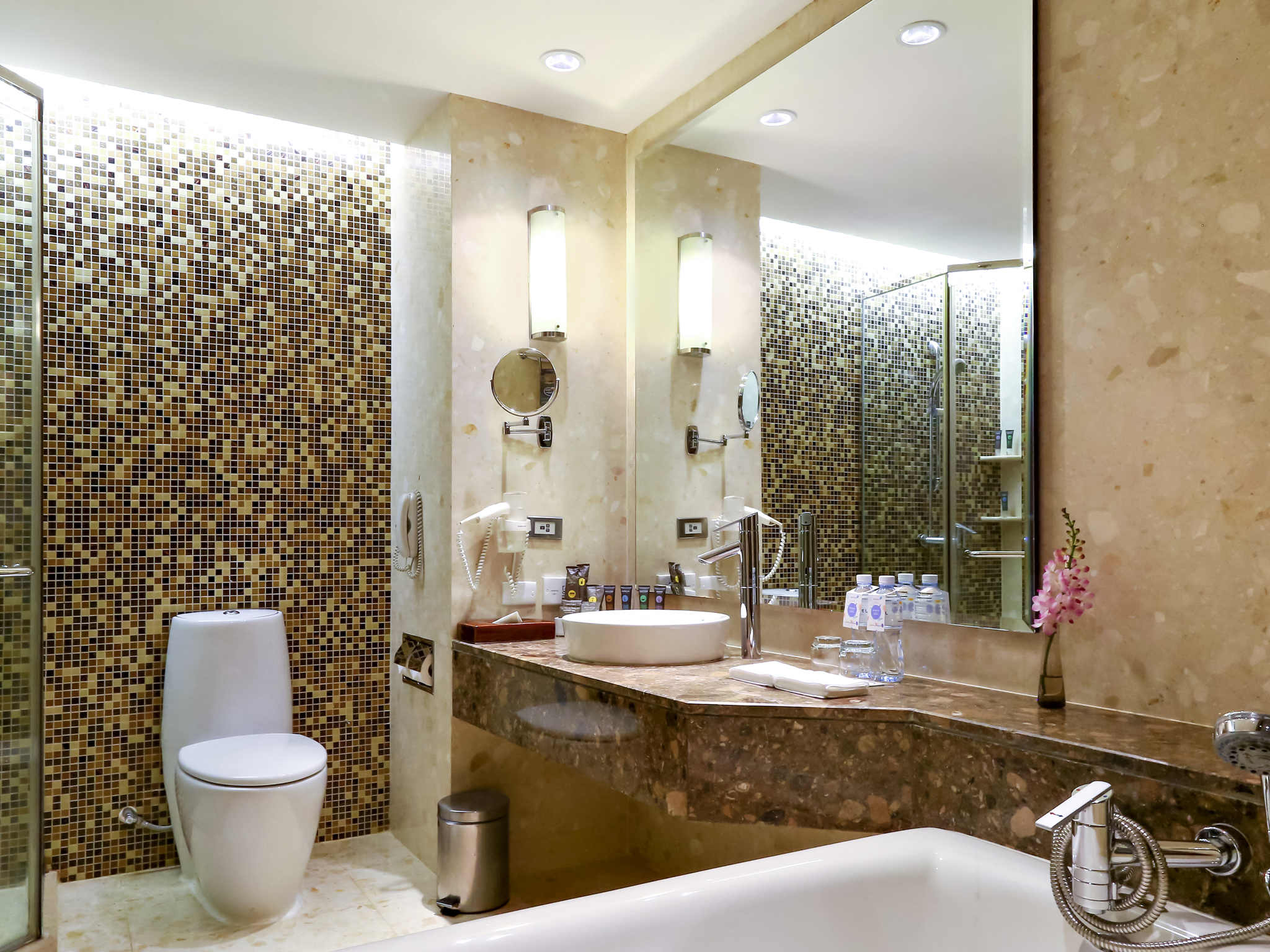 Photo - Hyatt Regency Bangkok Suvarnabhumi Airport