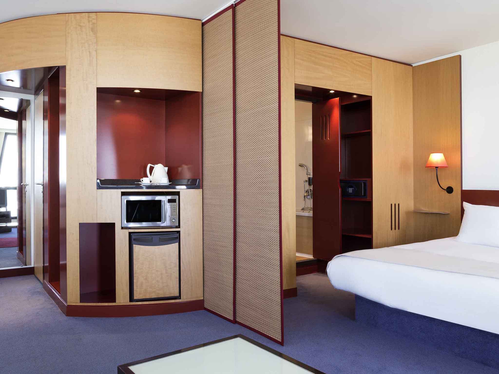 Photo - Novotel Suites Marseille Centre Euromed