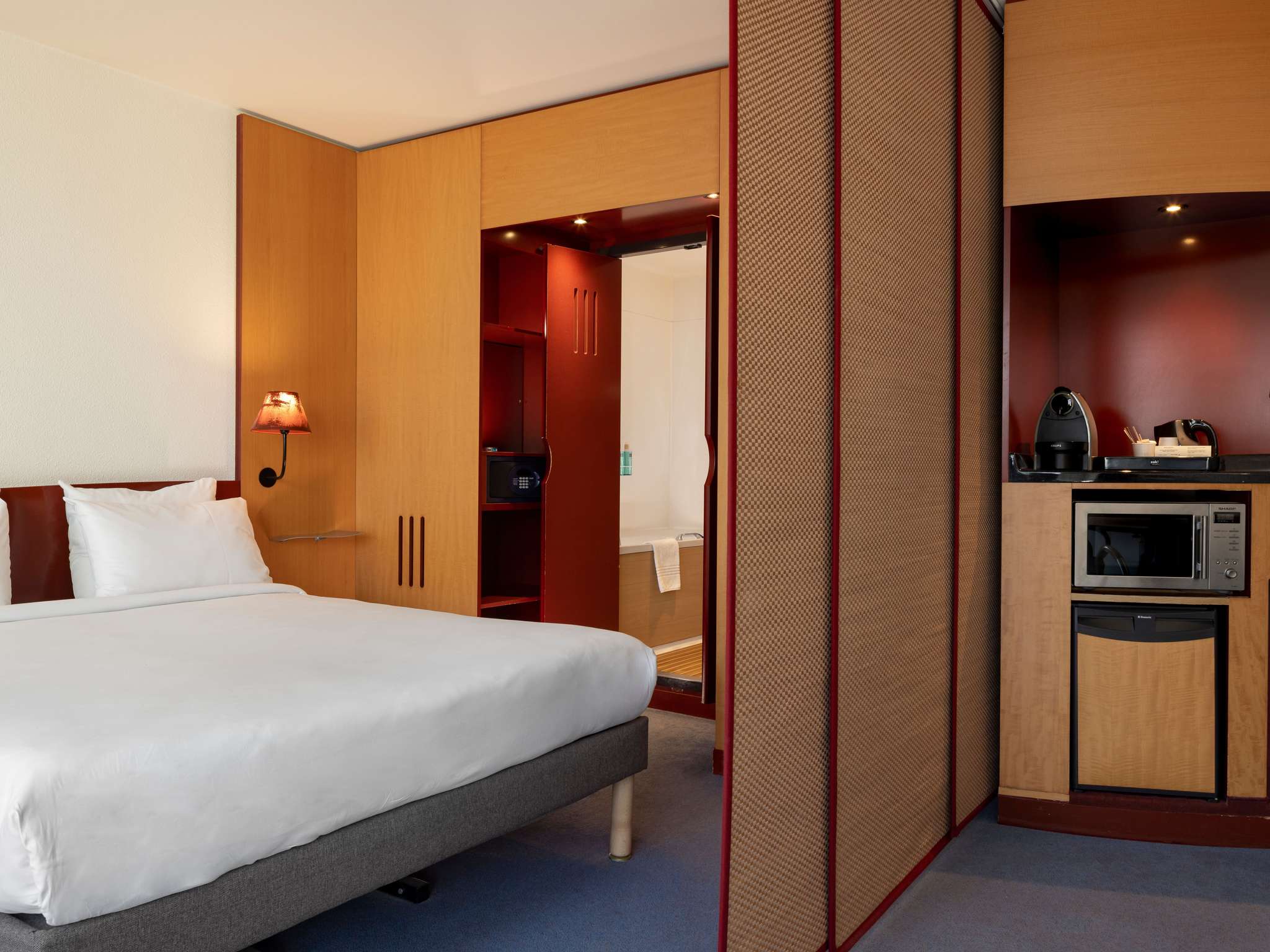 Photo - Novotel Suites Marseille Centre Euromed