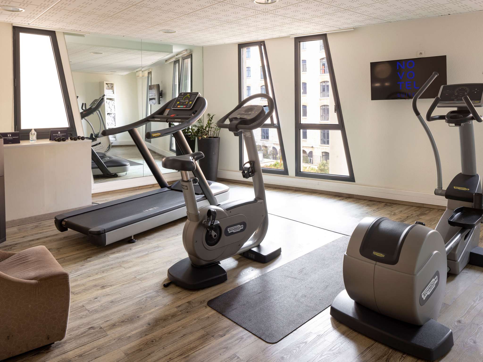 Photo - Novotel Suites Marseille Centre Euromed