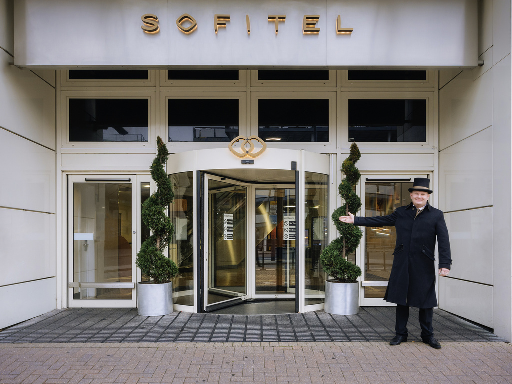 سوفيتل Sofitel لندن غاتويك - Image 1