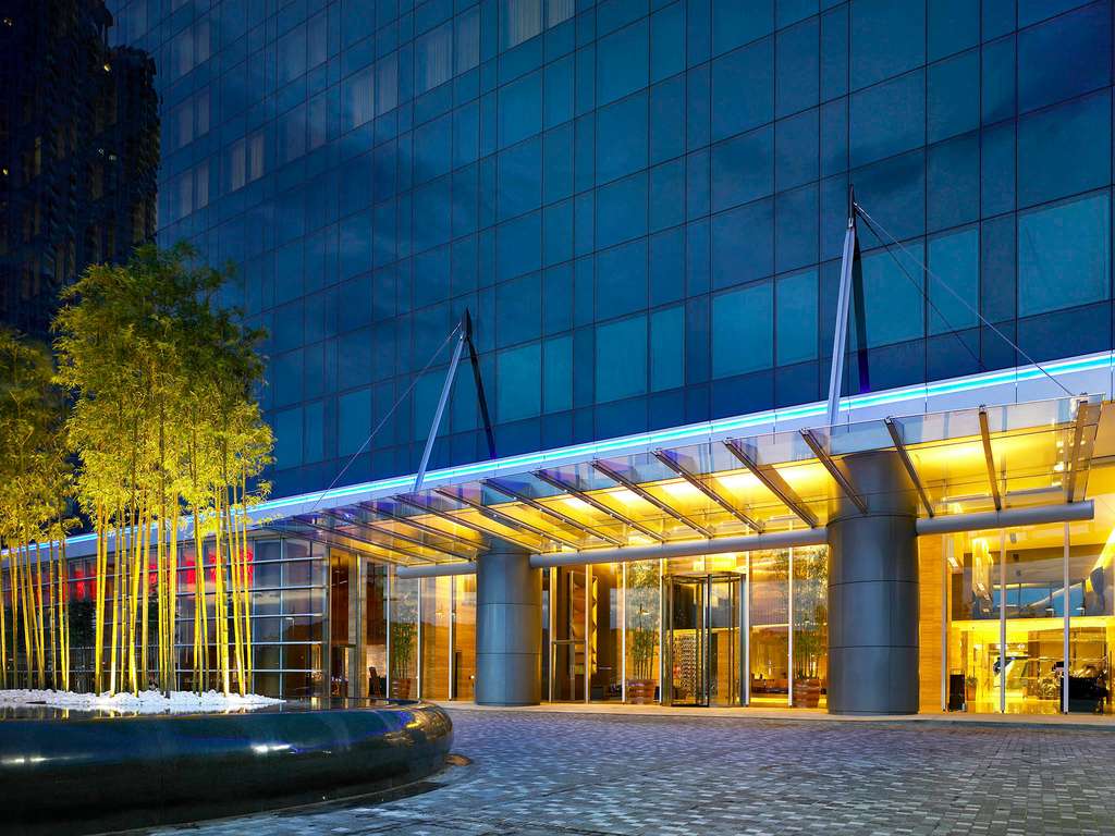 Novotel Hong Kong Citygate - Image 4