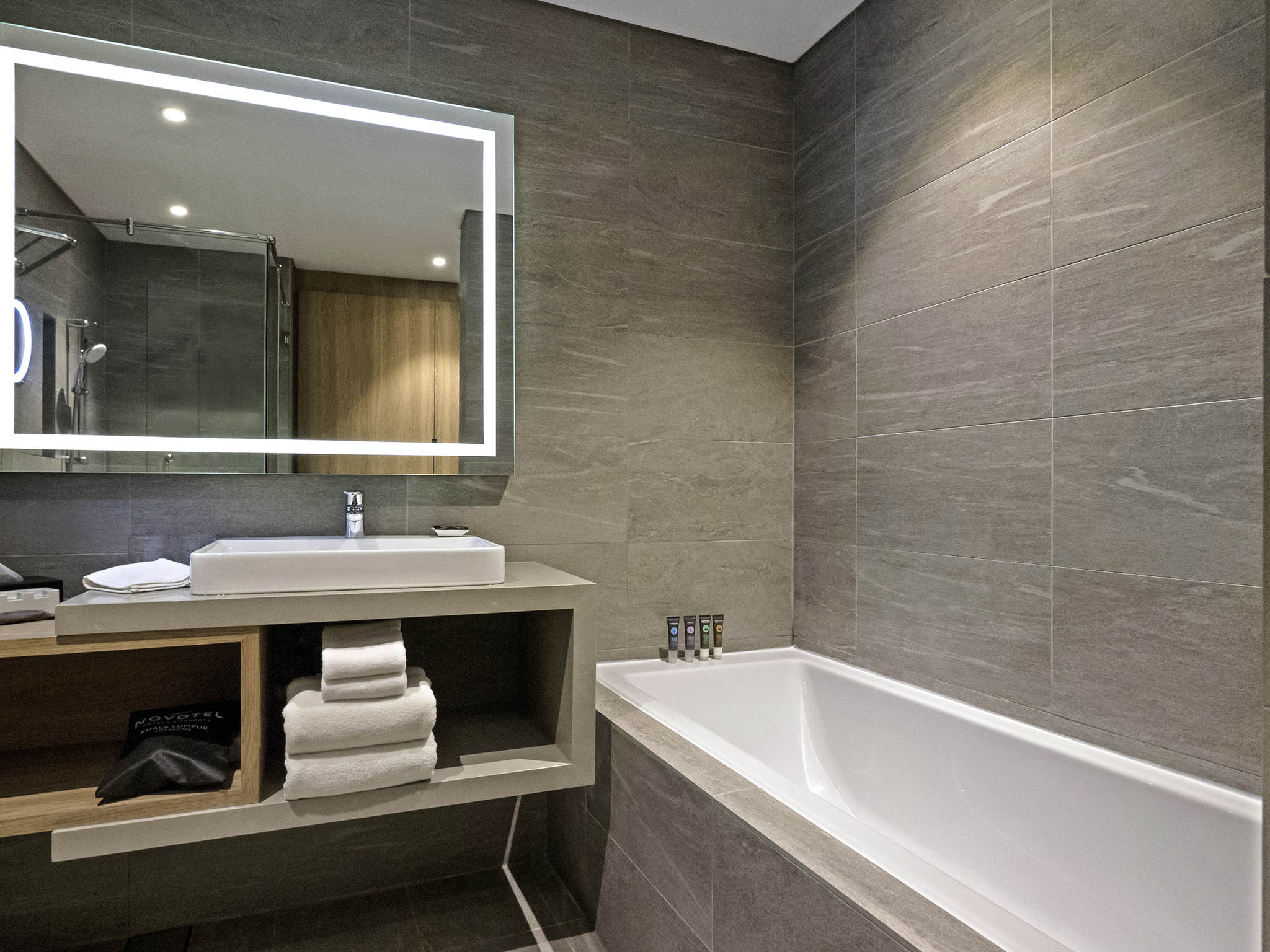 Photo - Novotel Kuala Lumpur City Centre