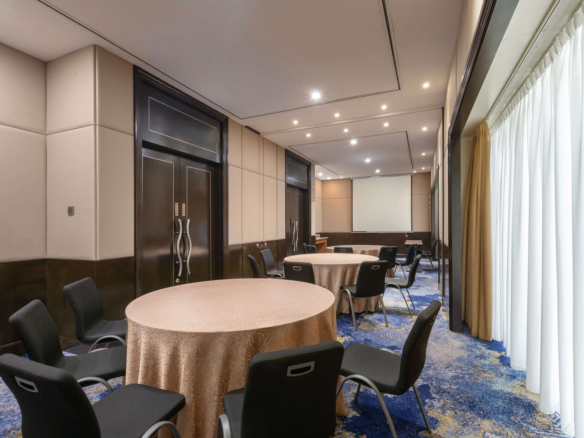 Photo - Novotel Kuala Lumpur City Centre