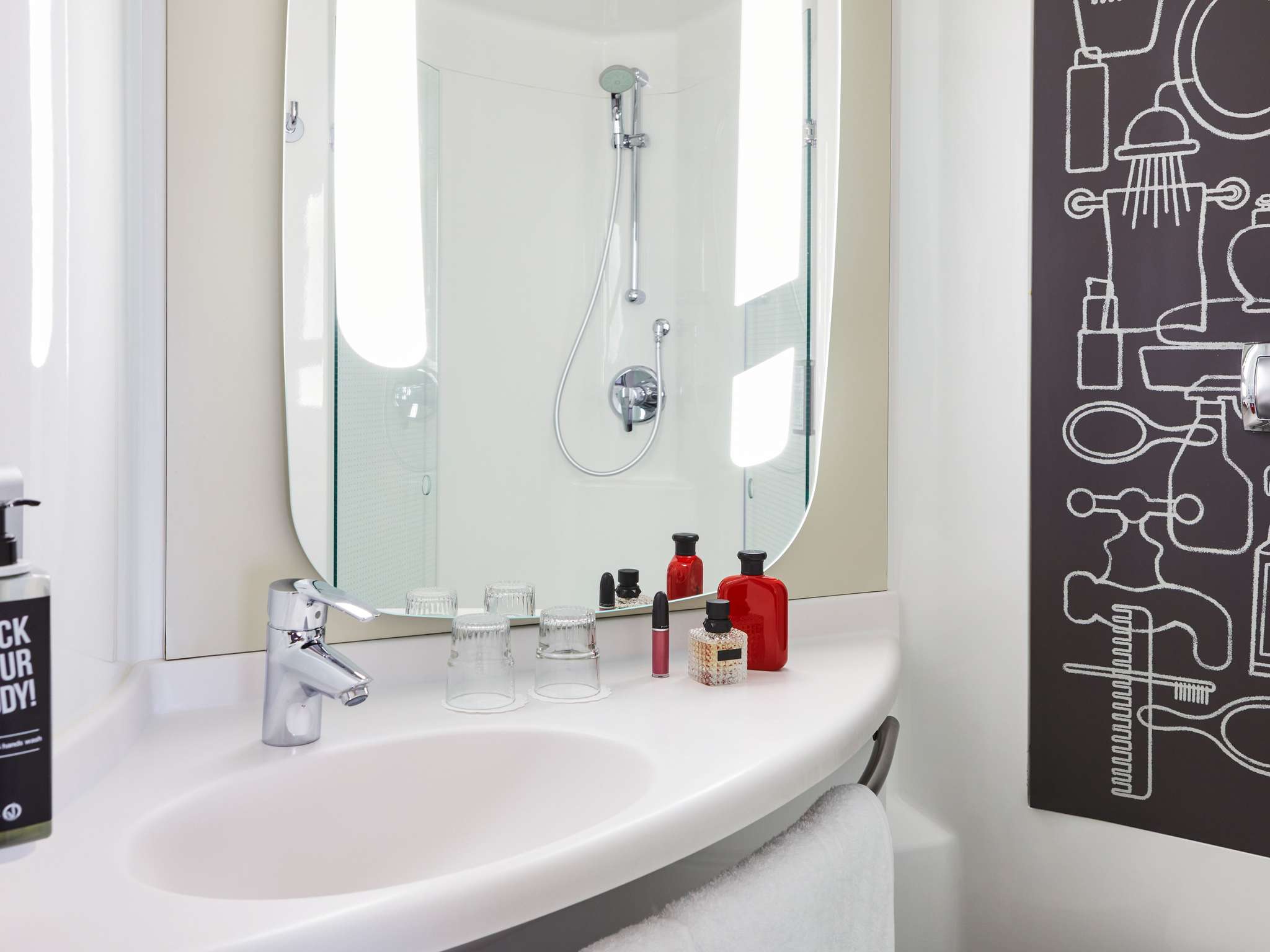 Foto - ibis budget Birmingham Airport Terminal Building - NEC