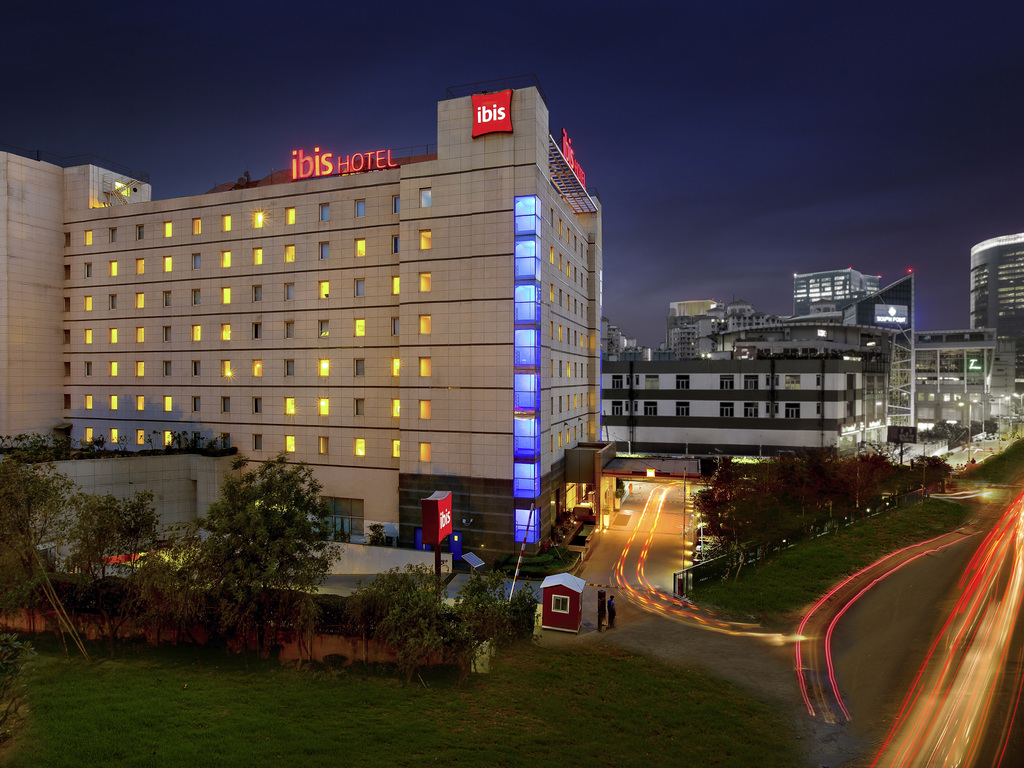 ibis Gurgaon Golf Course Road - Image 1