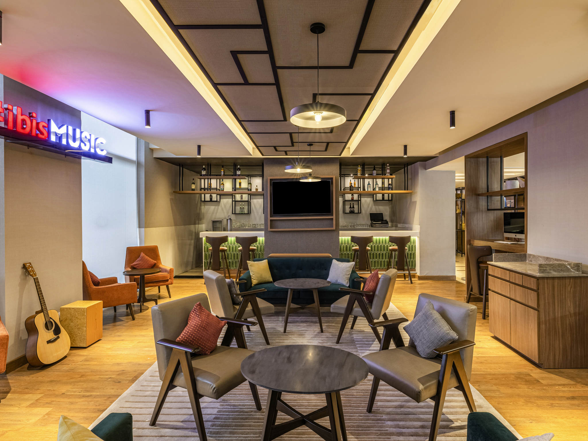 Photo - ibis Mumbai Airport - An Accor Brand