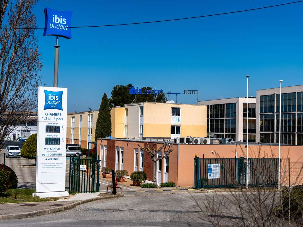 ibis budget Aix en Provence les Milles - Image 1