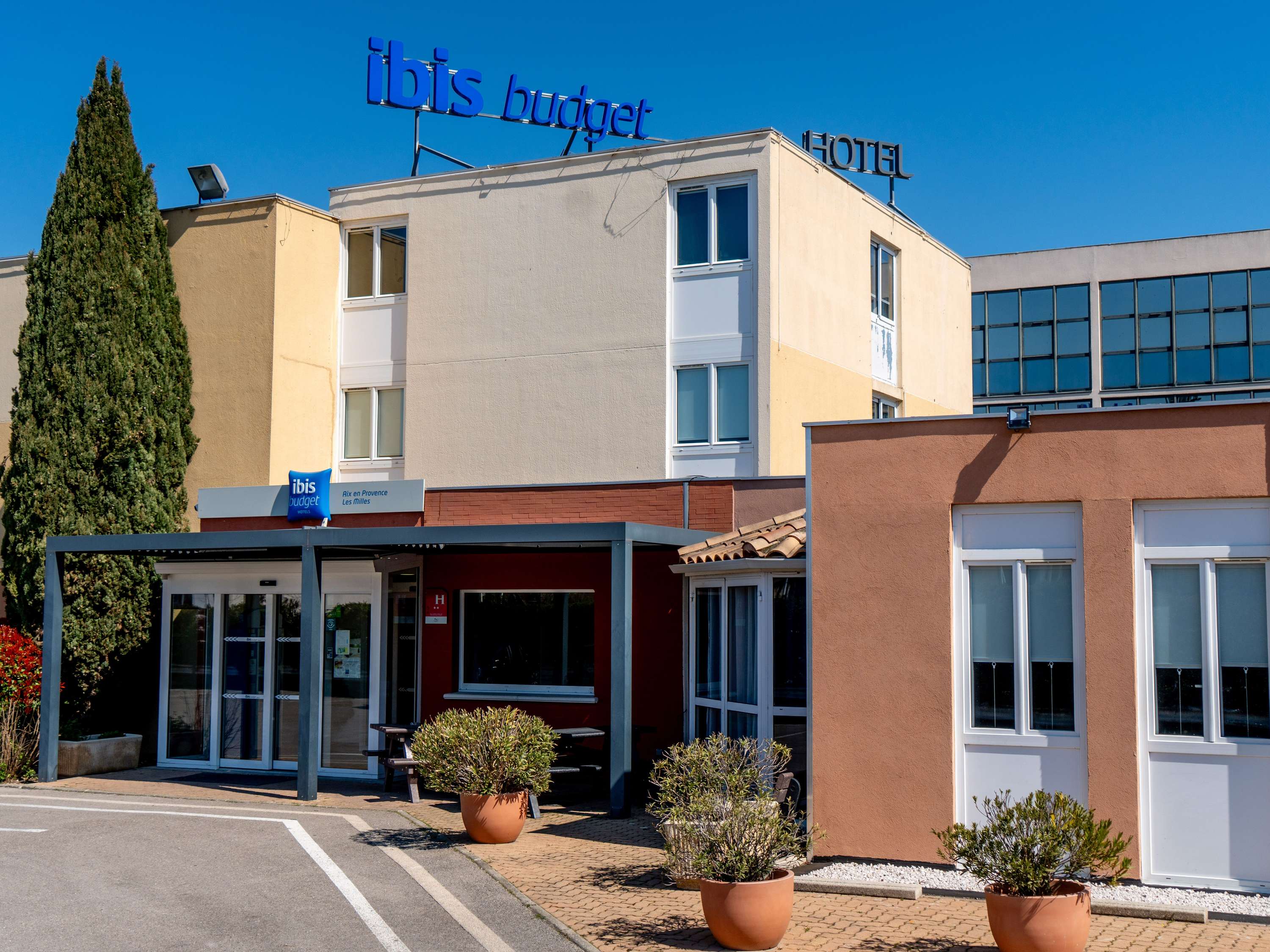 ibis budget 普罗旺斯地区艾克斯莱斯米勒斯酒店