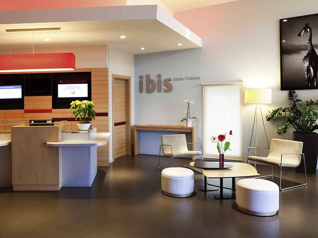 إيبيس ibis برسيلونه سانتا كولوما - Image 2