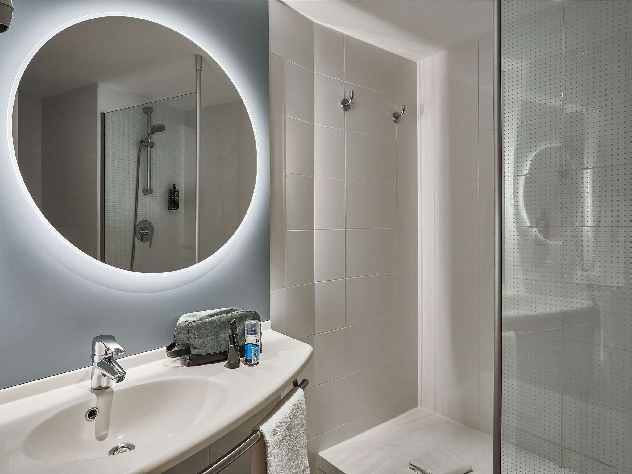 Photo - Ibis Barcelona Santa Coloma