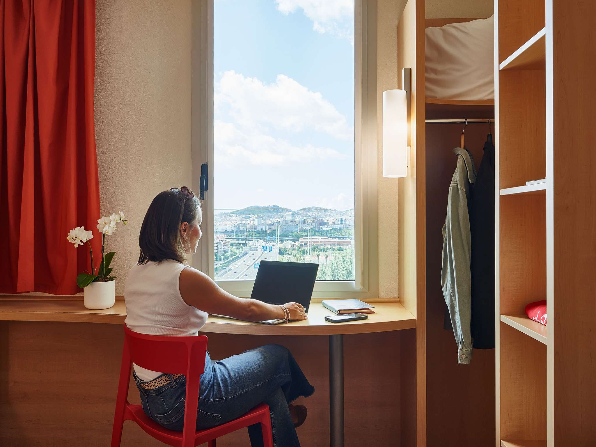 Photo - Ibis Barcelona Santa Coloma