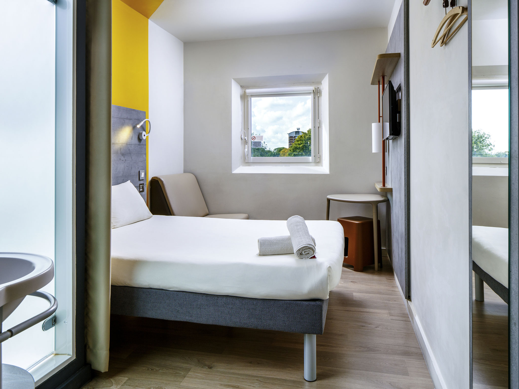 Photo - ibis budget London Hounslow