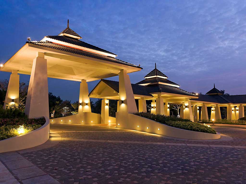 Novotel Chumphon Beach Resort & Golf