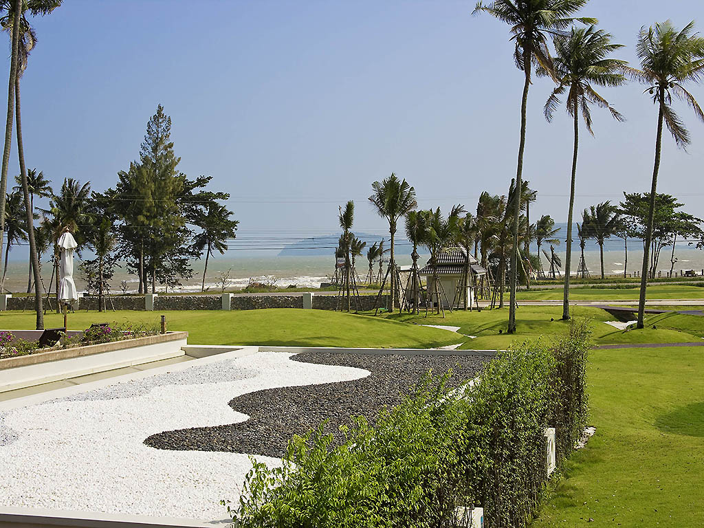 Novotel Chumphon Beach Resort and Golf - Image 3