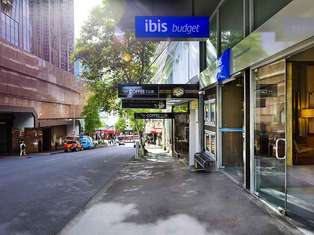 ibis Styles Auckland - Image 1