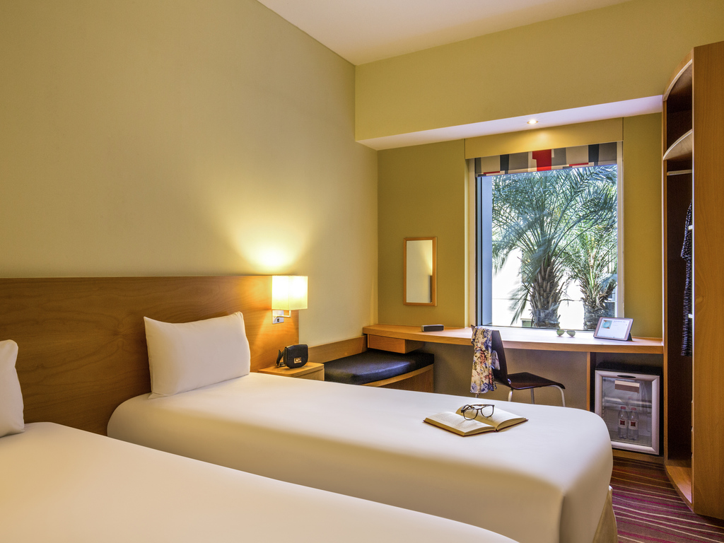 فندق إيبيس مول الإمارات دبي - Image 2