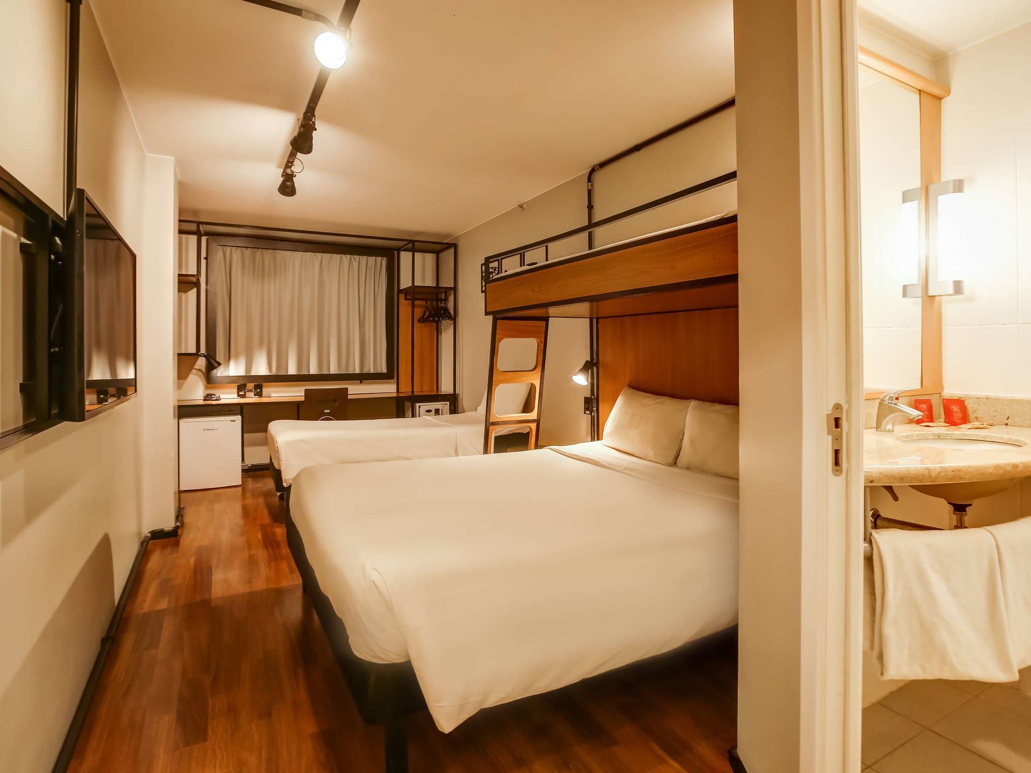 Royalton Hotel 2 (ОАЭДубай): hotel infrastructure, room description, service, reviews 41 Royalton Hotel 2 (ОАЭДубай): hotel infrastructure, room description, service, reviews 23