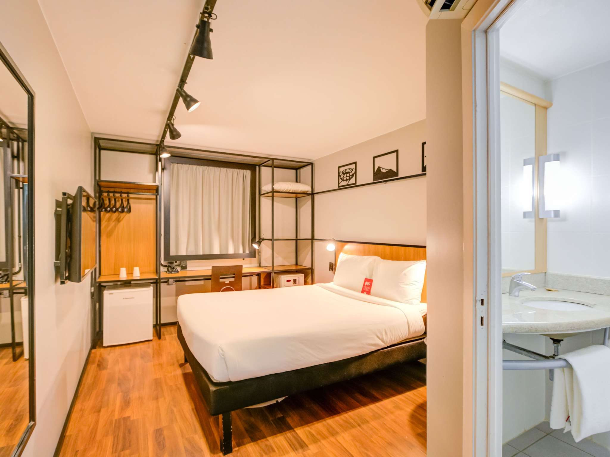 Photo - ibis Copacabana Posto 2