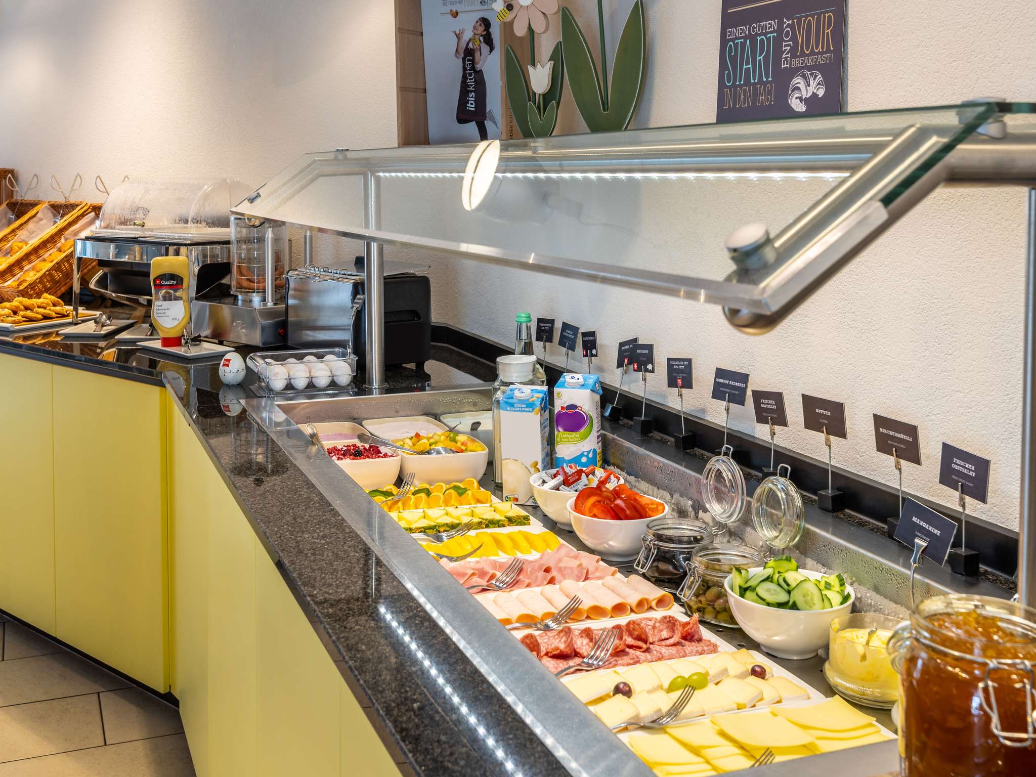 Photo - ibis Basel Bahnhof