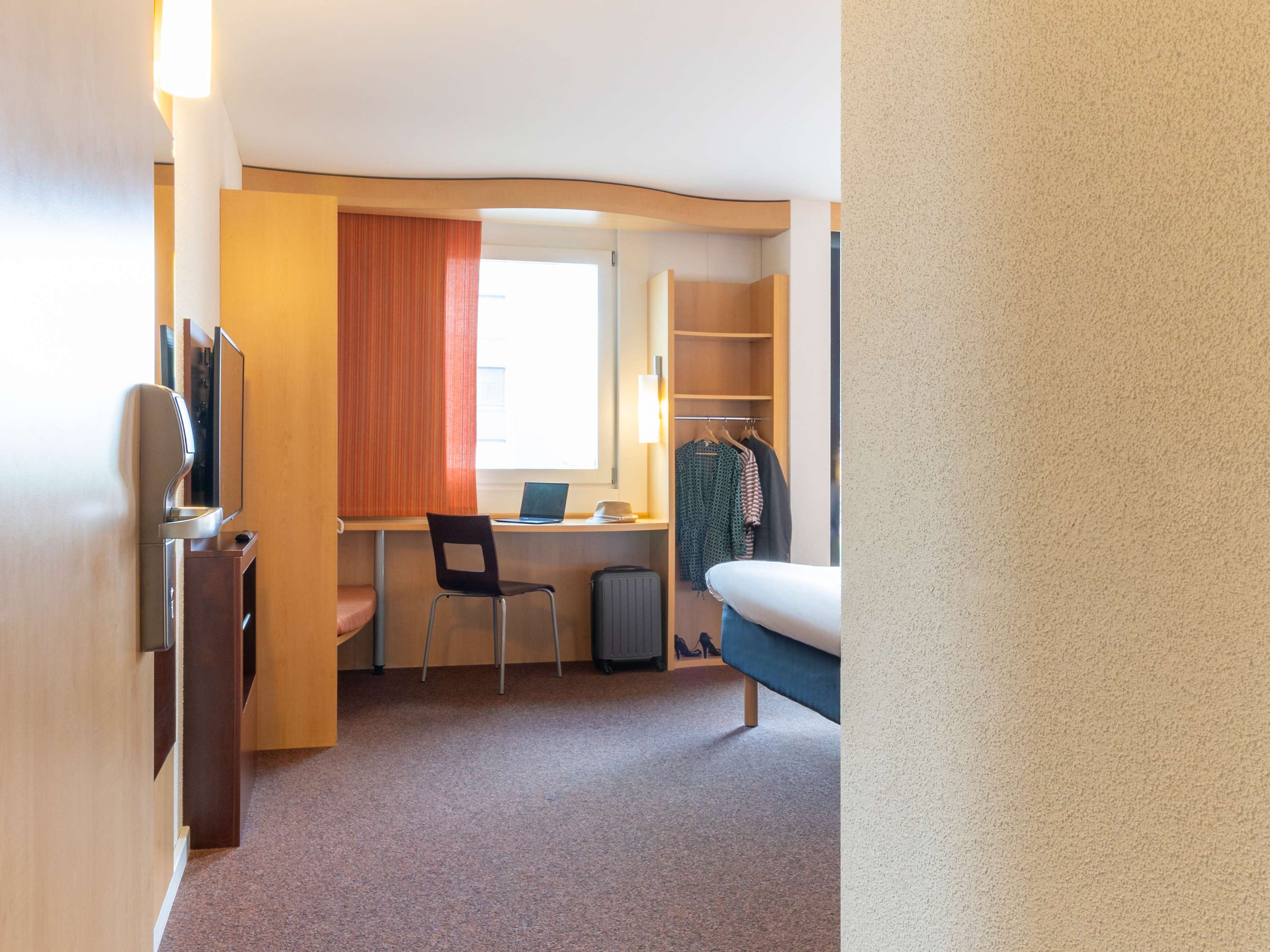 Hotel ibis Basel Bahnhof LCAH ALL