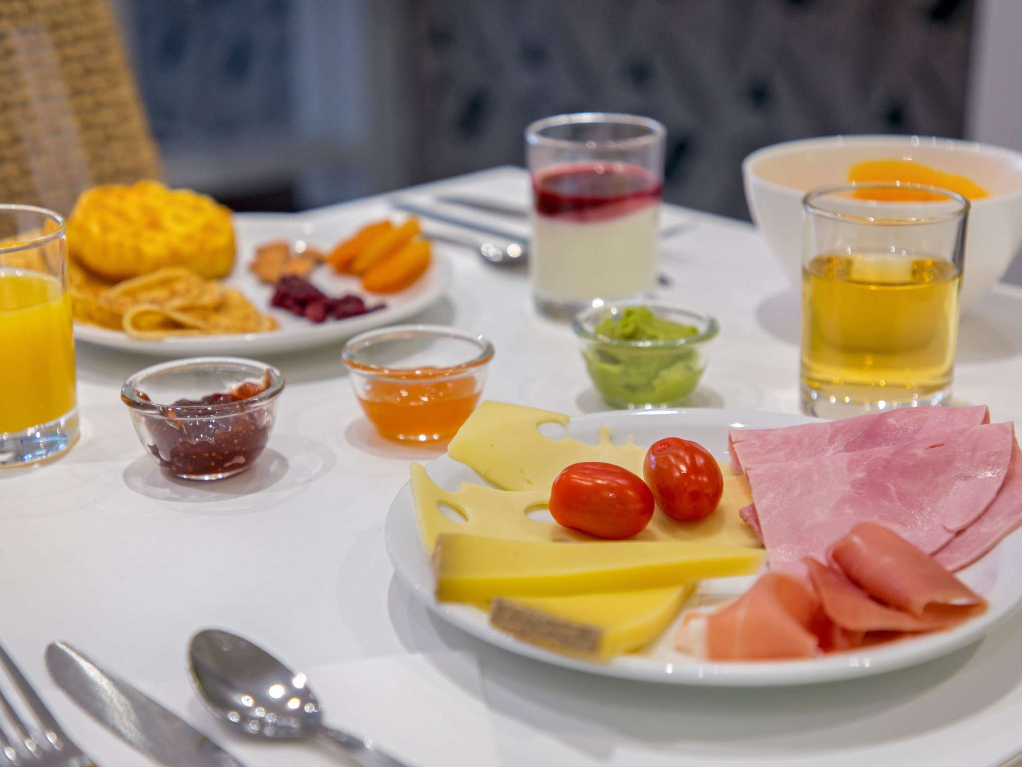 Foto - Novotel Suites Perpignan Centre - Grandes Suites & Confort Centre-Ville