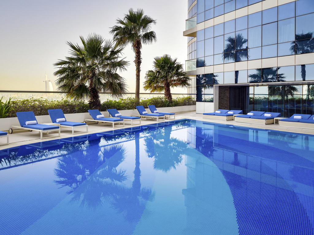 فندق نوفوتيل البرشاء دبي