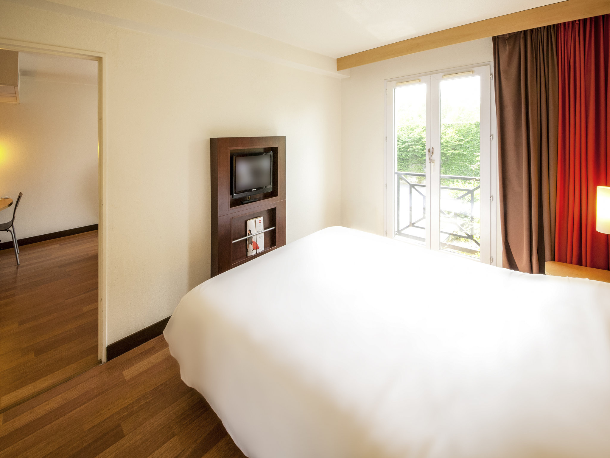 Photo - ibis Valenciennes